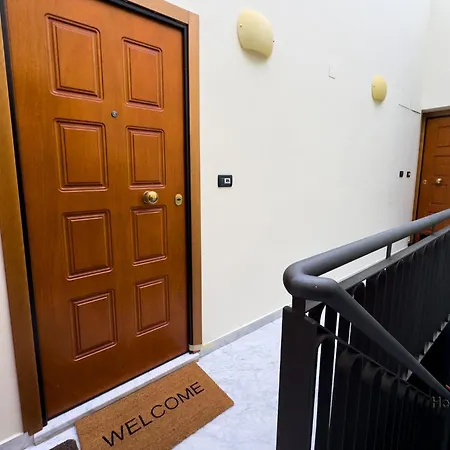 Apartment Centre Porto Antico 7min • Trains 4min *