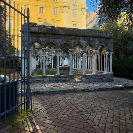 Centre Porto Antico 7min • Trains 4min شقة