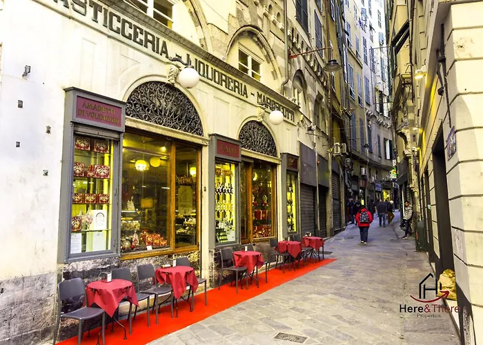 Centre Porto Antico 7min • Trains 4min ジェノヴァ